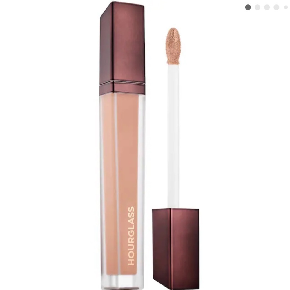 Hourglass Vanish™ Airbrush Concealer in shade Beach